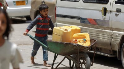 Jemen hotas av en humanitär katastrof.