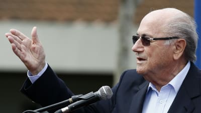 Fifa-chefen Sepp Blatter håller tal i Manila den 30 november 2014.