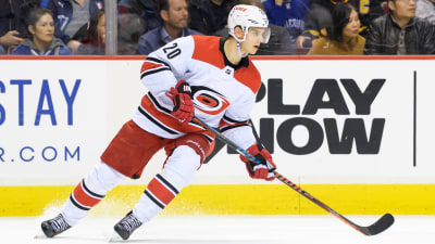 Sebastian Aho i Carolinas speltröja.
