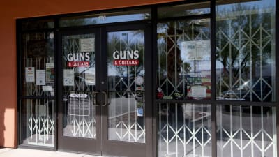 Affären Guns & Guitars Las Vegasskytten misstänks ha köpt sina vapen.