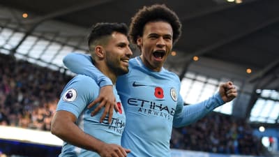 Sergio Aguero och Leroy Sané firar