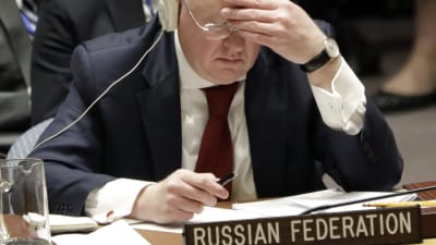 Rysslands FN-ambassadör Vasily Nebenzya i säkerhetsrådet