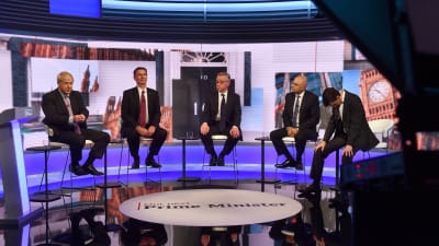 Boris Johnson (längst till vänster), Jeremy Hunt, Michael Gove, Sajid David och Rory Stewart under tisdagens tv-debatt. 
