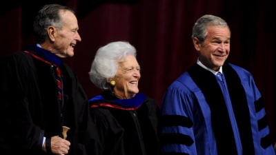 George H.W. Bush, Barbara Bush och George W. Bush