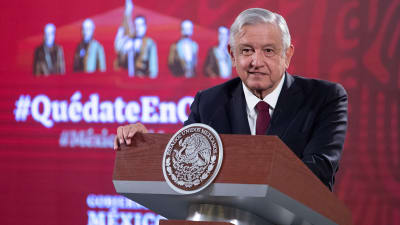 Mexikos president Andrés Manuel López Obrador håller en presskonferens.