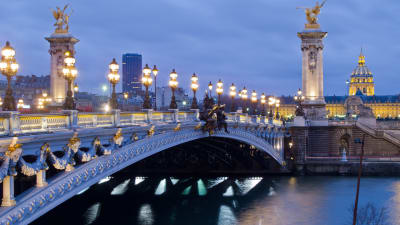 bro i Paris