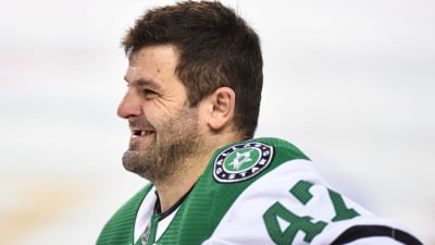 Alexander Radulov skrattar