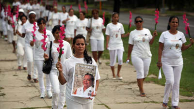 Kvinnor i vitt (Damas de Blanco) demonstrerar i Havanna den 14 oktober 2012.