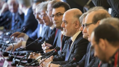 Ministrar från 20 länder deltar i en konferens i Paris om terrorrörelsen IS.