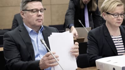 Jari Aarnio ja Riitta Leppiniemi Helsingin hovioikeudessa 14.3.2016
