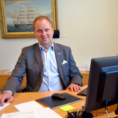 Tom Simola, stadsdirektör i Raseborg.