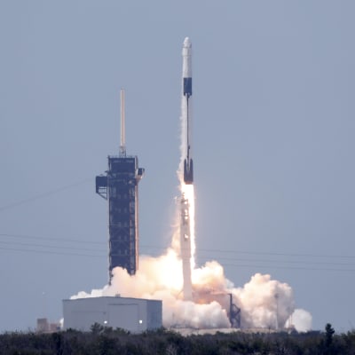 SpaceX första kommersiella bemannade rymdfarkost skjuts upp 30.5.2020.