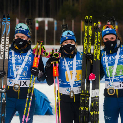 Elvira Öberg, Linn Persson, Hanna Öberg och Mona Brorsson ingick i det svenska vinnarlaget.