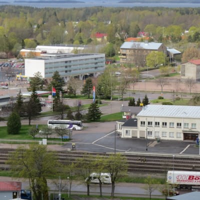 Hangös järnvägs- och busstation.