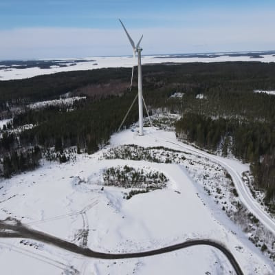 Flygfoto av jorddeponin vid Öjen, Vasa