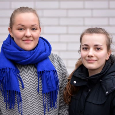 Dinah Ahl och Pia Bussman går i Ekenäs gymnasium.