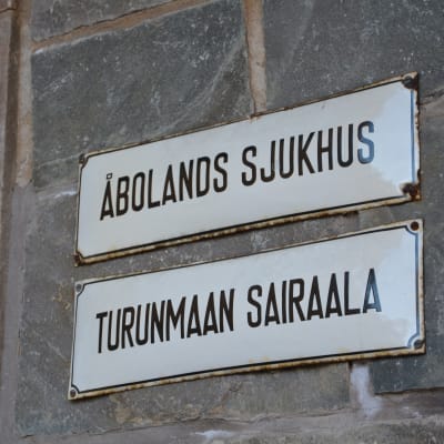 Åbolands sjukhus-skylt.