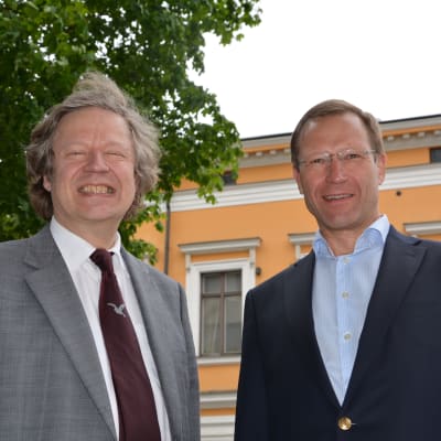 Sibelius i Korpos konstnärlige ledare Folke Gräsbeck och verksamhetsledare Petri Kirkkomäki