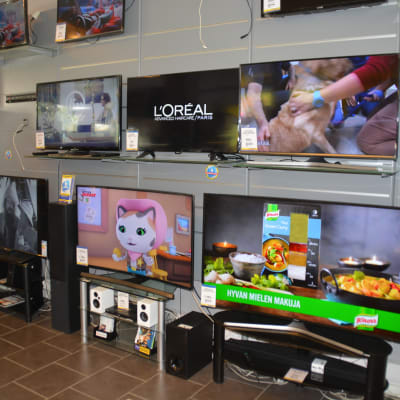 Tv monitorer i affär