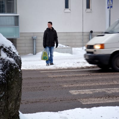 Skyddsväg över Alexandersgatan i Borgå