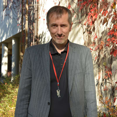 Björn Wallén är direktor för Lärkkulla i Karis.