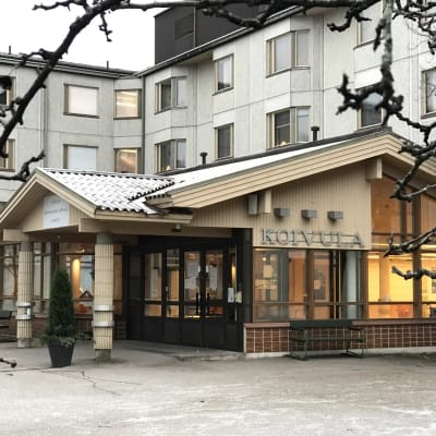 Rauhaniemen sairaalan Koivulan julkisivu
