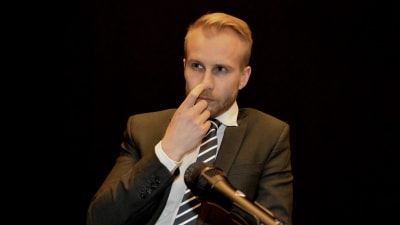 Att klia sig på näsan betyder att man ljuger, eller?