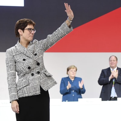 Annegret Kramp-Karrenbauer blev vald till CDU:s nya partiledare under partidagen i Hamburg 7.12.2018.