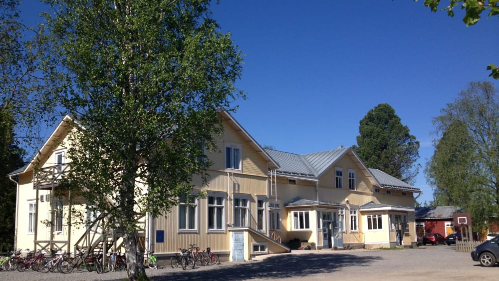 Karleby gör sig av med skolor och rådgivningar – Österbotten ...