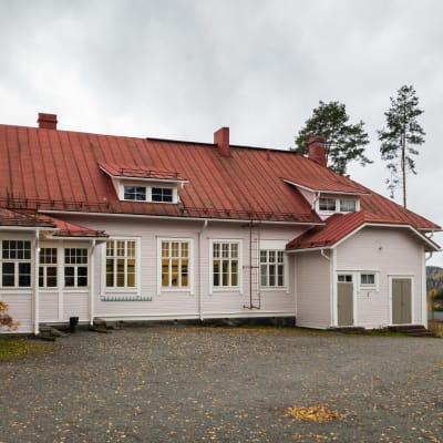 Vahalahden koulu Nokialla.