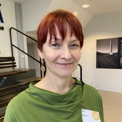 Eläinten hyvinvointikeskuksen johtava asiantuntija Satu Raussi.