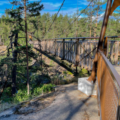 Repoveden kansallispuiston Lapinsalmen silta.