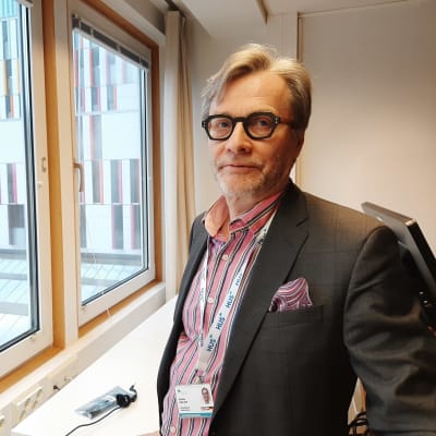 Chefsöverläkaren Markku Mäkijärvi, HUS. 