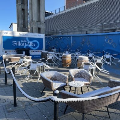 Cafe Sillan Alla Kuopion Saaristokaupungissa