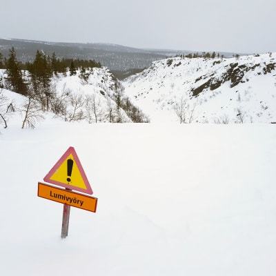 Varning för snöskred i Kulmakuru i Saariselkä.