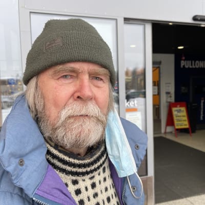 Ivalolainen Ilkka Ollila kertoo varastoineensa polttoainetta, koska ennakoi hintojen nousevan entisestään