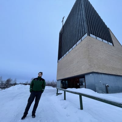 Tauno Ljetoff ja Ivalon kirkko