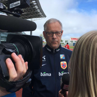 Lars Lagerbäck är tränare för Norges fotbollslandslag.