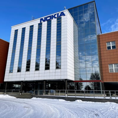 Nokian Oulun päärakennus Ruskossa