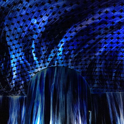 TeamLab: Vortex of Light Particles (Virvel av ljuspartiklar)