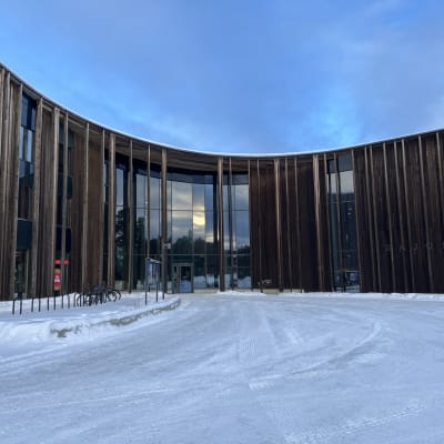 Saamelaiskulttuurikeskus Sajos Inarissa.