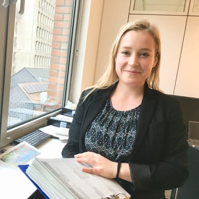 Matilda af Hällström på kontoret i Bryssel