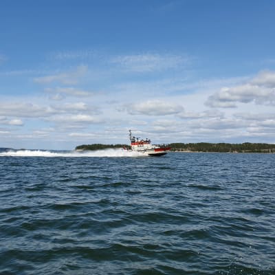 Frivilliga sjöräddningens båt på Erstan.