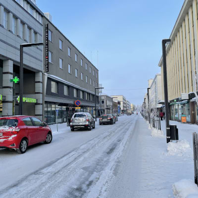 Luminen Kajaanin keskusta.