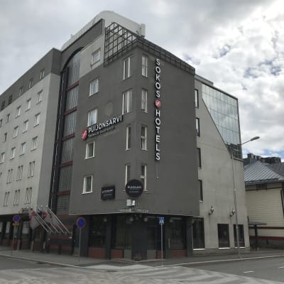 Hotelli Puijonsarvi Kuopion keskustassa