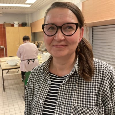 Tuulikki Ahola on tänä syksynä saanut keramiikkakipinän.