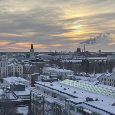 Oulun kaupunki helmikuussa 2022.