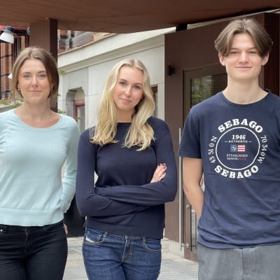 Eleverna Katja, Nora och August vid Viktor Rydberg gymnasium i Stockholm.