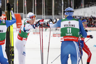 Jens Lurås Oftebro och Ilkka Herola i målområdet.