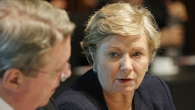 Irlands vice premiärminister Frances Fitzgerald på ett EU-möte i Luxemburg sommaren 2015 då hon var justitieminister. 